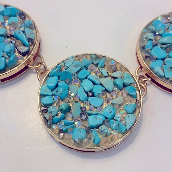 Turquoise Stone Statement Necklace & Stretch Bracelet Set - Picture 2 of 2